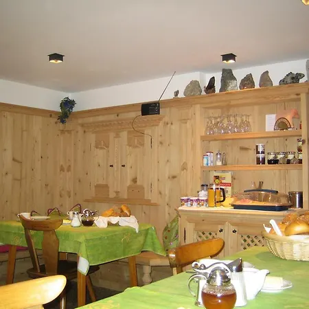 Tirol-haus Irma Bed & Breakfast